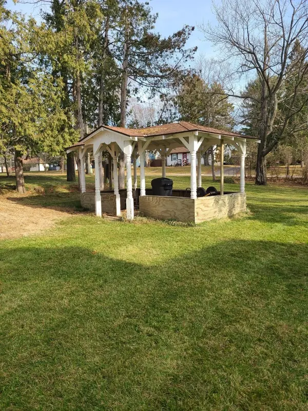 103 SW 4th ST, Grand Rapids, MN 55744