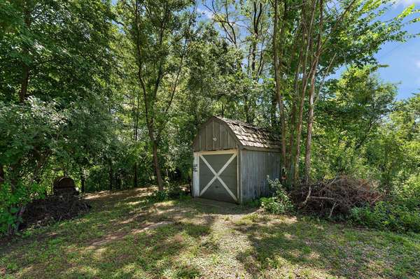 2300 Pagel Road, Mendota Heights, MN 55120