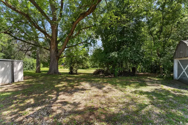 2300 Pagel Road, Mendota Heights, MN 55120