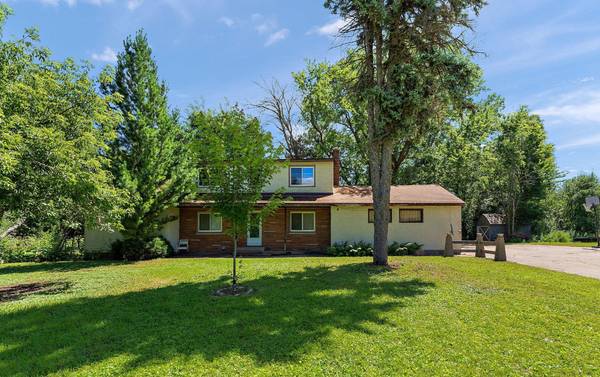 2300 Pagel Road, Mendota Heights, MN 55120