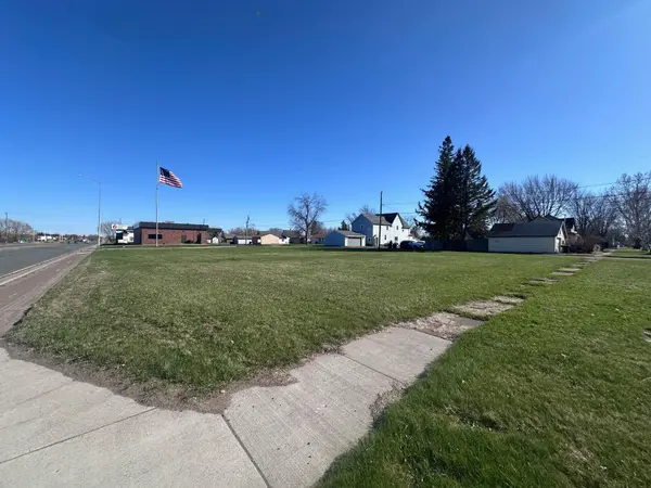 2802 E 2nd ST, Superior, WI 54880