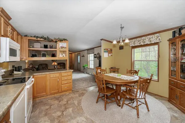 29 Burger DR, Duluth, MN 55808