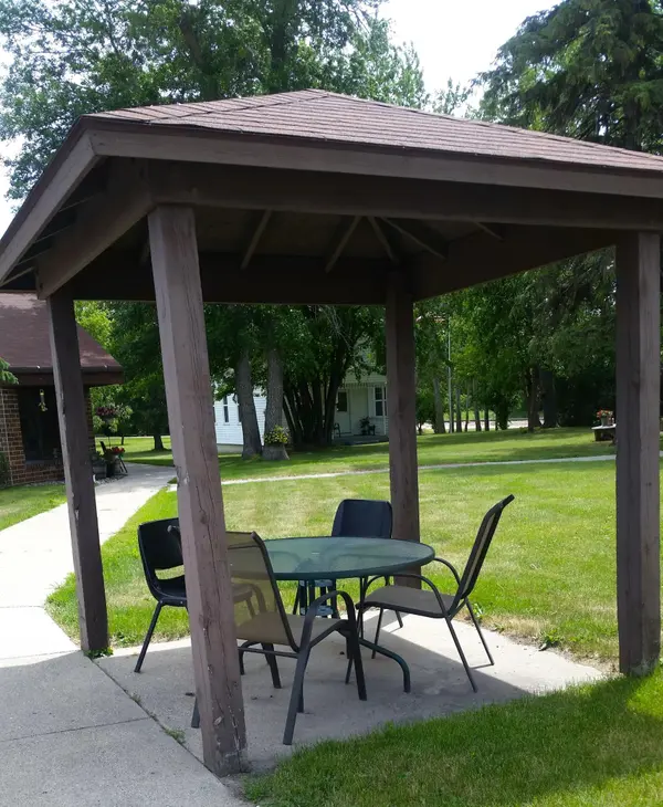 1007 1st ST #5, Lake Park, MN 56554