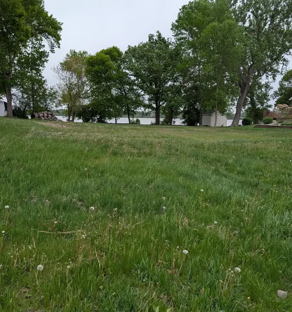 2101 Country Club DR NE, Willmar, MN 56201