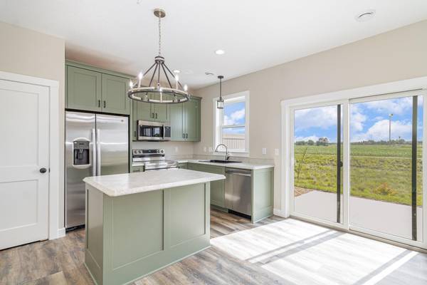 811 Viburnum ST, Belle Plaine, MN 56011