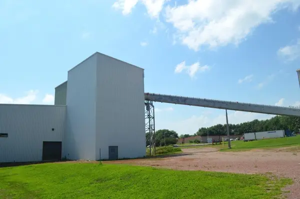 801 E Rock ST, Springfield, MN 56087