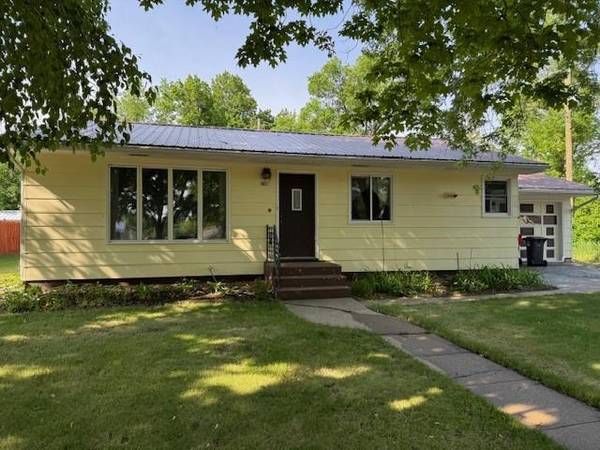 206 3rd ST E, Brandon, MN 56315