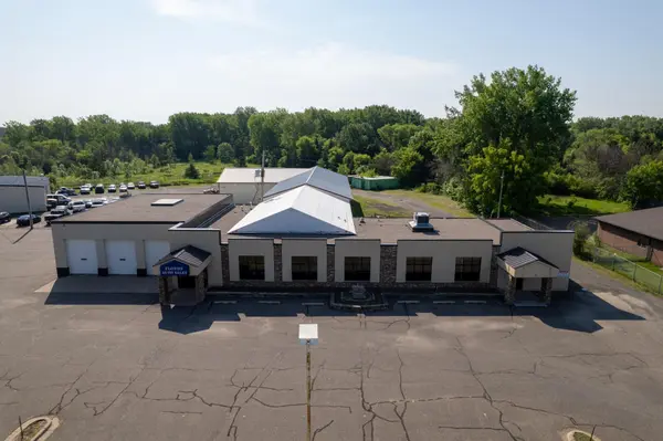6671 Lake BLVD, Forest Lake, MN 55025