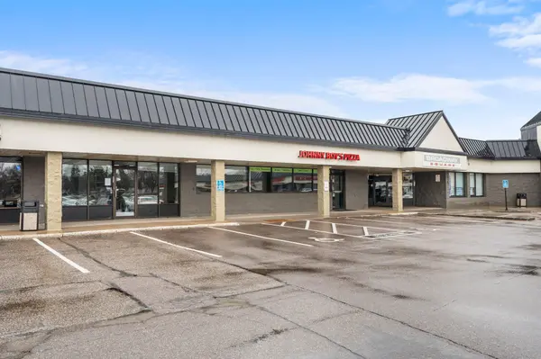 8401 W Broadway AVE, Brooklyn Park, MN 55445