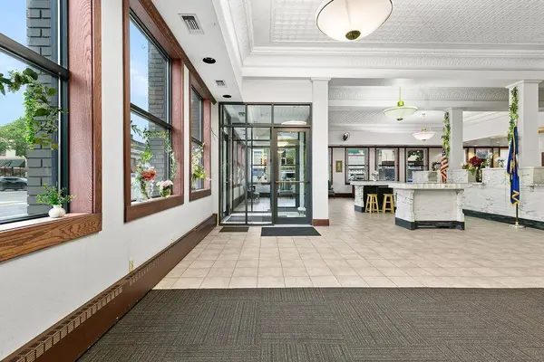 101 E Broadway, Little Falls, MN 56345
