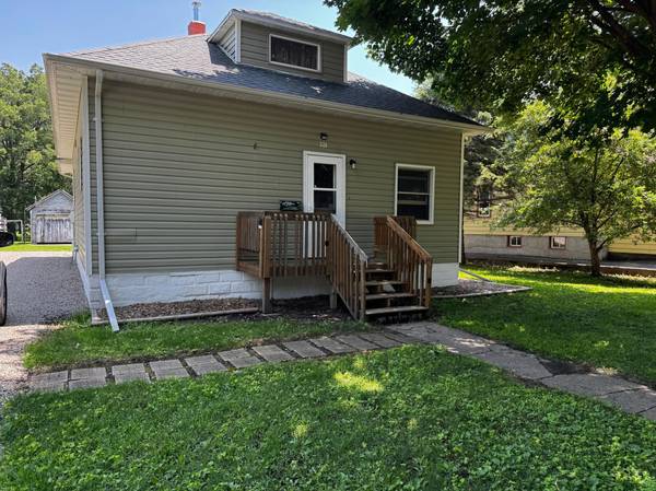 226 N Central AVE, Truman, MN 56088