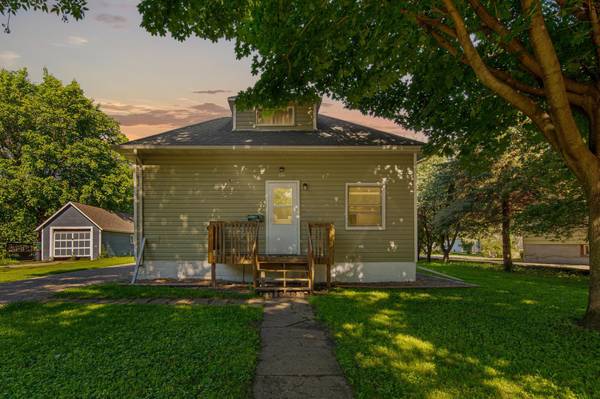 226 N Central AVE, Truman, MN 56088