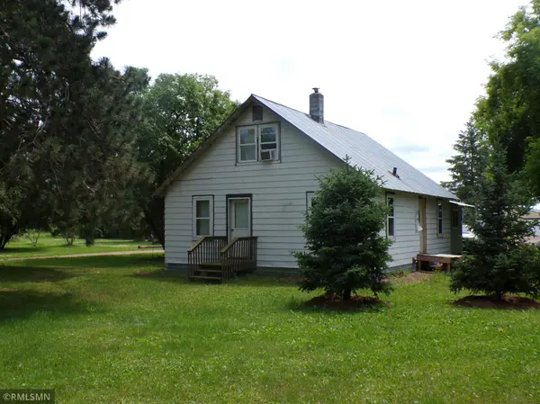 45248 State Highway 48, Hinckley, MN 55037