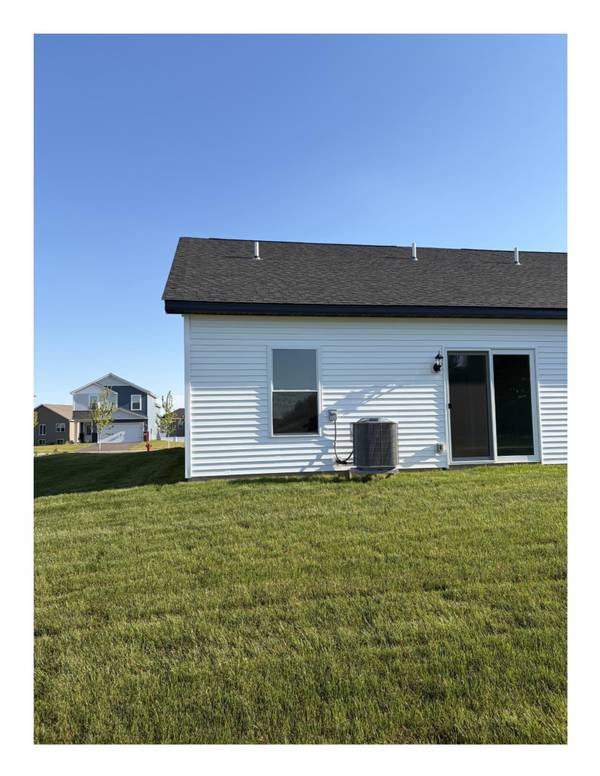 5328 397th ST, North Branch, MN 55056
