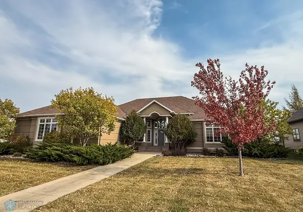 1811 7th ST E, West Fargo, ND 58078