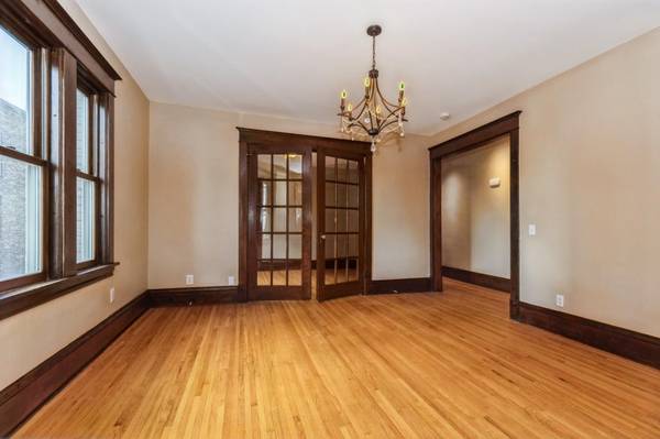 304 Marshall AVE #5, Saint Paul, MN 55102