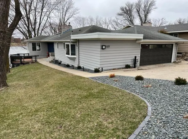 529 W Park LN, Albert Lea, MN 56007