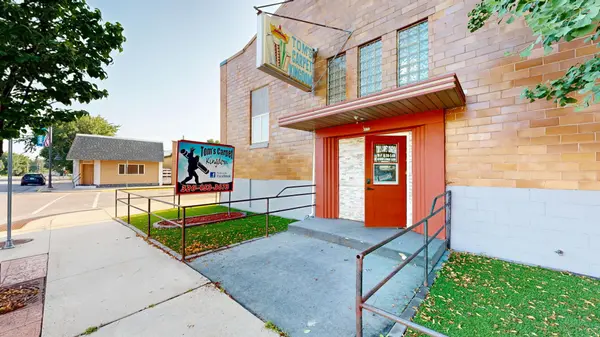 390 State ST N, Eden Valley, MN 55329