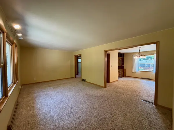 1115 Elmhurst AVE, Luverne, MN 56156