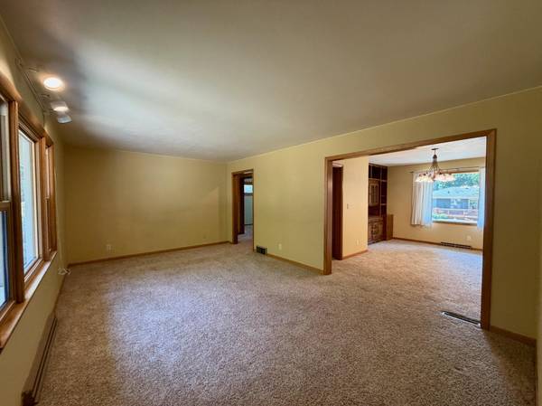 1115 Elmhurst AVE, Luverne, MN 56156