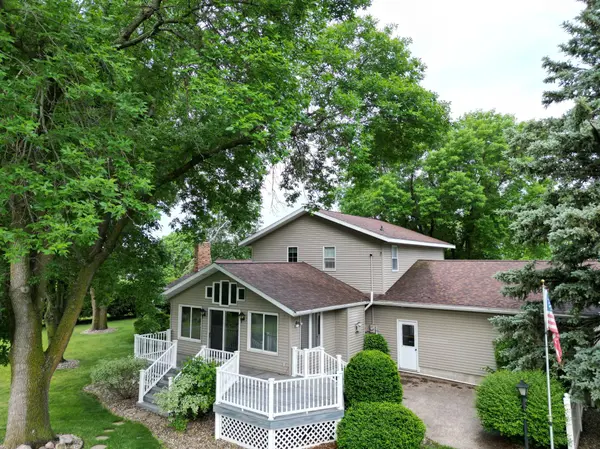 301 Birch ST, Lucan, MN 56255