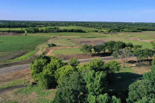322 10th ST S, Sartell, MN 56377