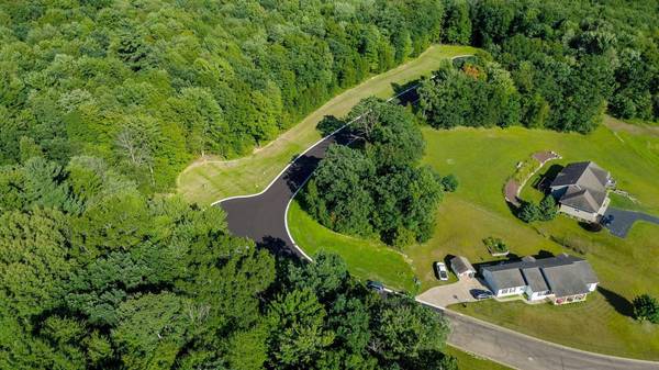 1451 Sykora LN, Boyceville, WI 54725
