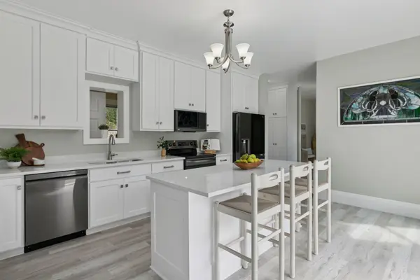 917 Division ST S, Northfield, MN 55057