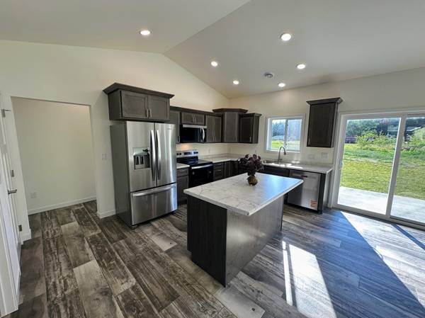 1003 8th AVE NW, Perham, MN 56573