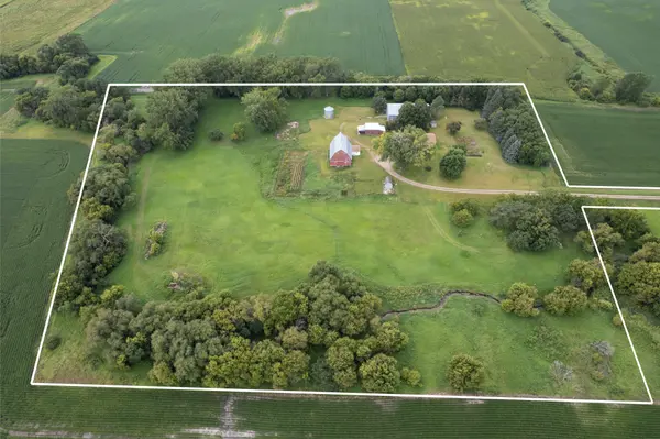 1153 360th ST, Taunton, MN 56291