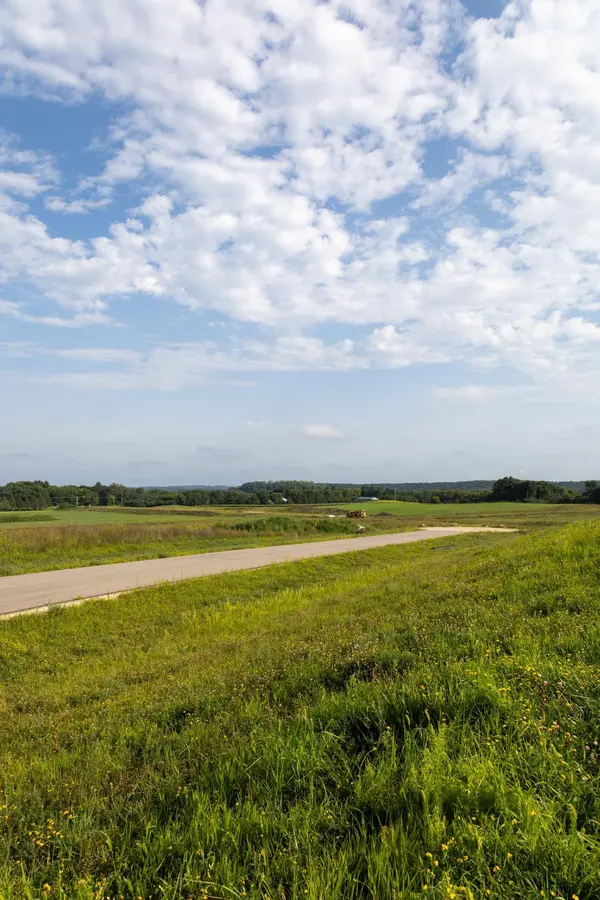 L1B2 Boelter Estates LN NW, Rochester, MN 55901
