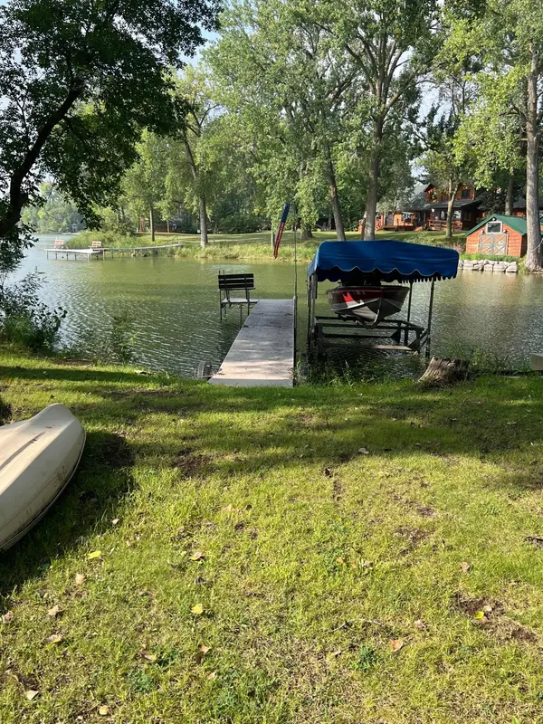 2319 Cottonwood Lake DR, Windom, MN 56101