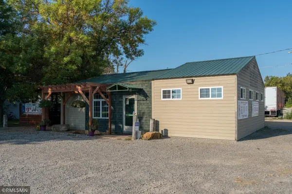 204 1st AVE, Pemberton, MN 56078