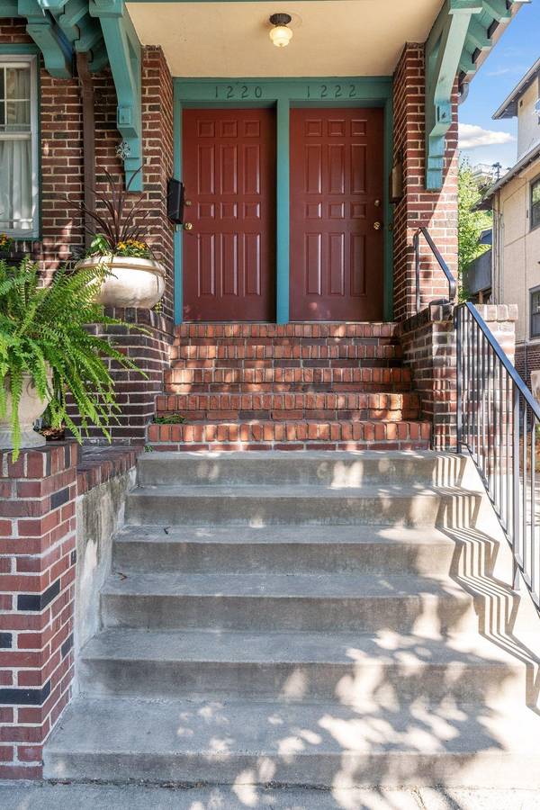 1222 Douglas AVE, Minneapolis, MN 55403