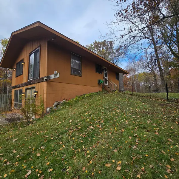 47802 Xylophone RD, Garrison, MN 56450