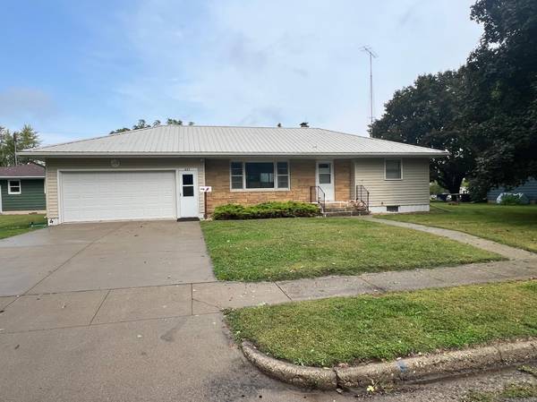 537 E Ronning AVE, Appleton, MN 56208