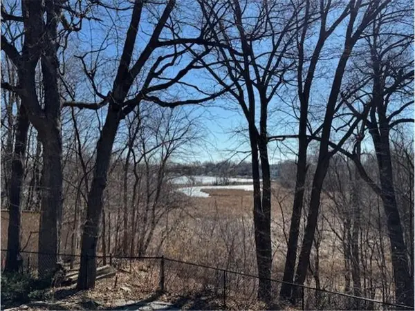 5129 Waterbury RD, Mound, MN 55364