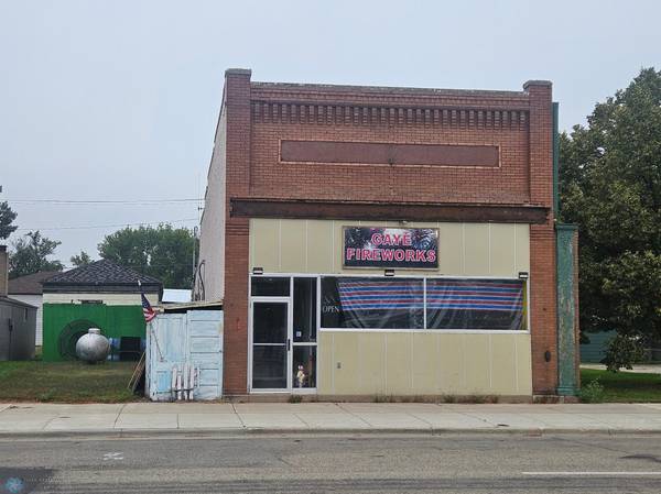44 Wiley AVE N, Lidgerwood, ND 58053