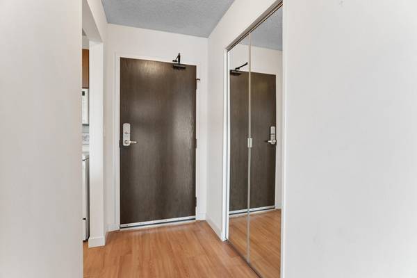 78 10th ST E #2104, Saint Paul, MN 55101