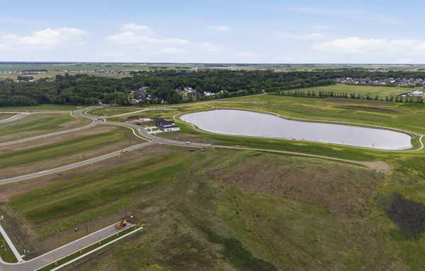 8141 Memory LN, Horace, ND 58047