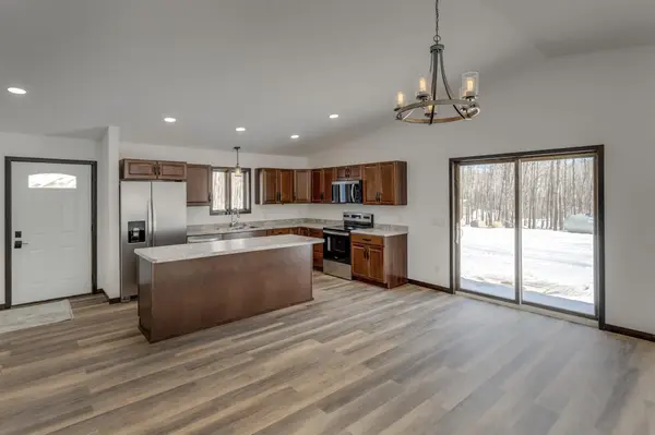 205 Ridgeway LN, Walker, MN 56484