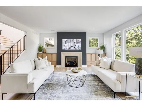 18727 Jarosite CT, Lakeville, MN 55044