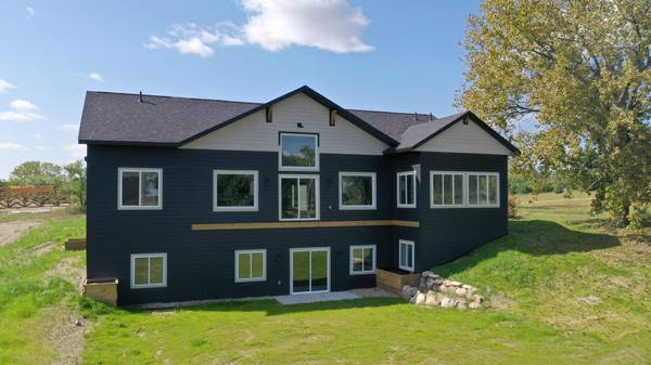 1001 Moore ST, Starbuck, MN 56381