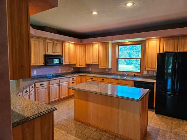 3065 River RD, Grand Rapids, MN 55744