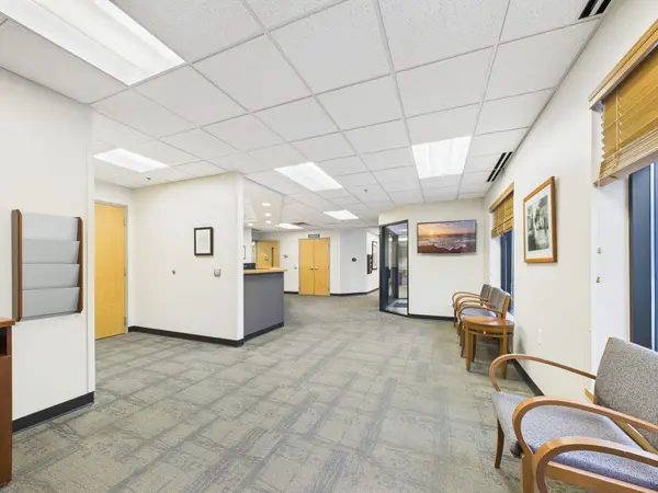 16372 Kenrick AVE #100, Lakeville, MN 55044