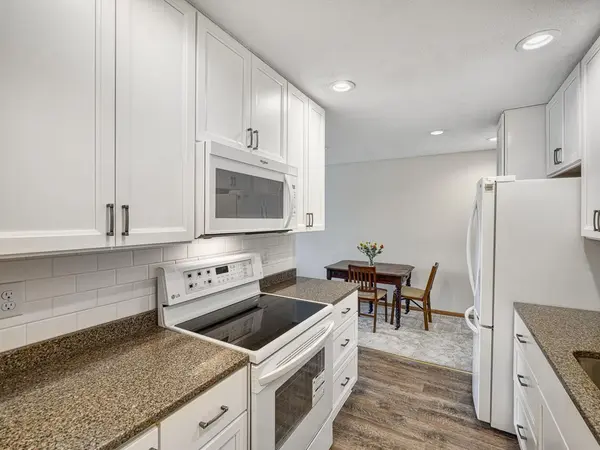 3421 Kent ST #614, Shoreview, MN 55126