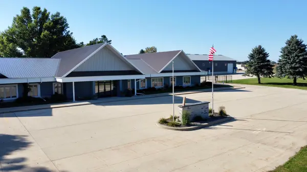 824 Center AVE N, Blooming Prairie, MN 55917