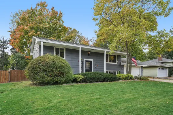 5230 Lincoln ST NE, Fridley, MN 55421