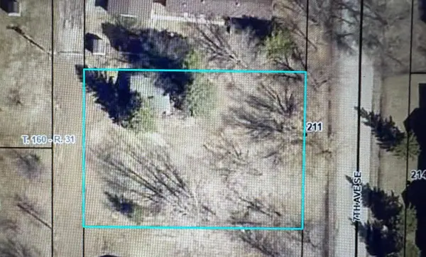 211 7th AVE SE, Baudette, MN 56623