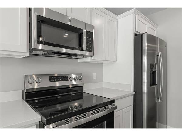 1596 76th ST W, Inver Grove Heights, MN 55077